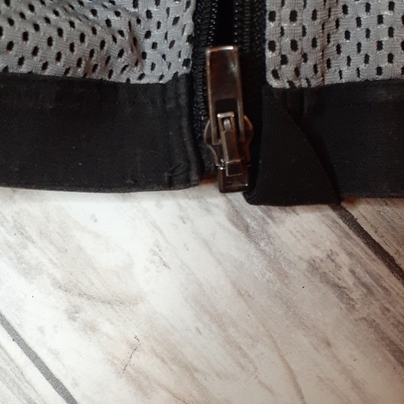 Victoria Sport Top - Picture 3 of 6